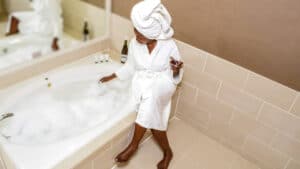 information about how I made a a one of a kind touch of class luxury hotel visit at a budget hotel