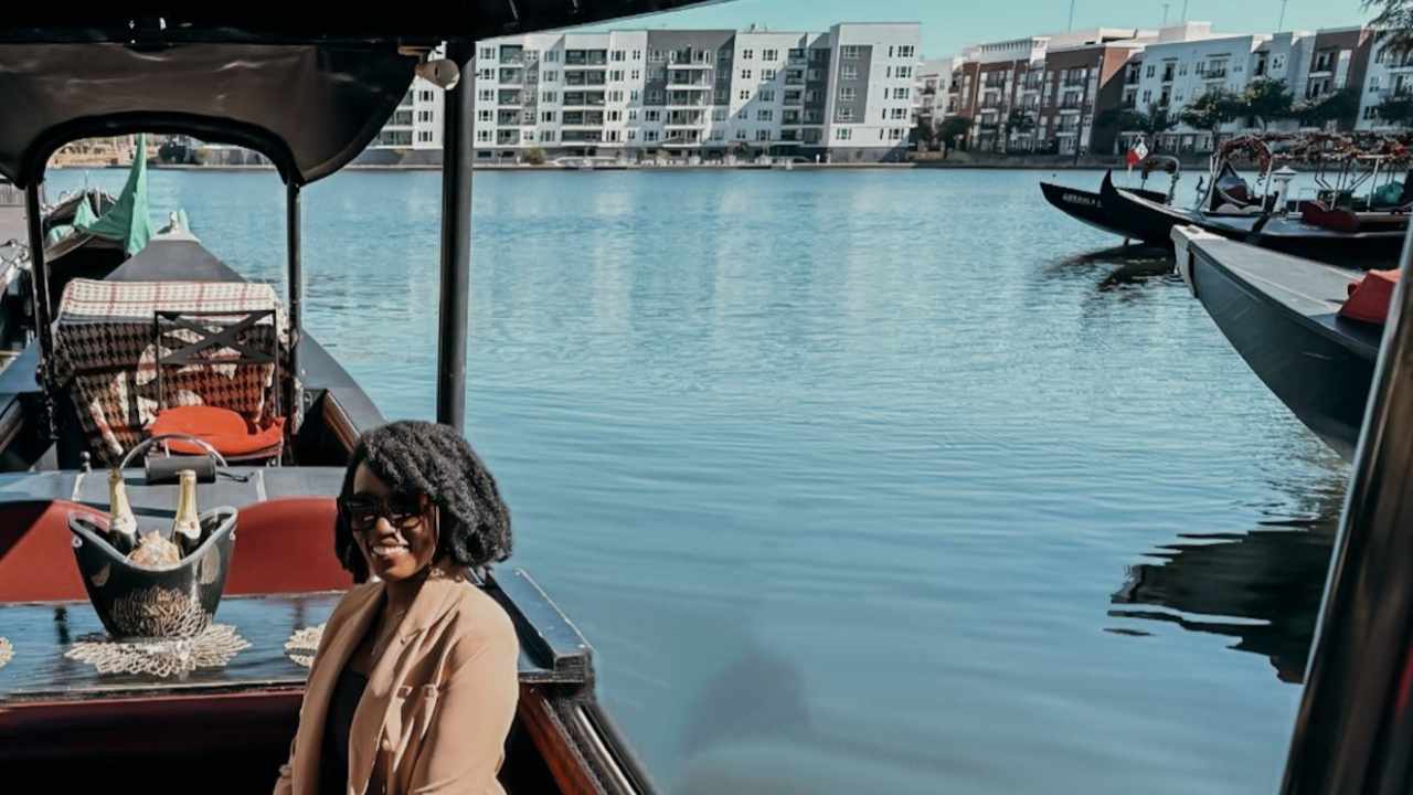 dallas gondola ride travel guide