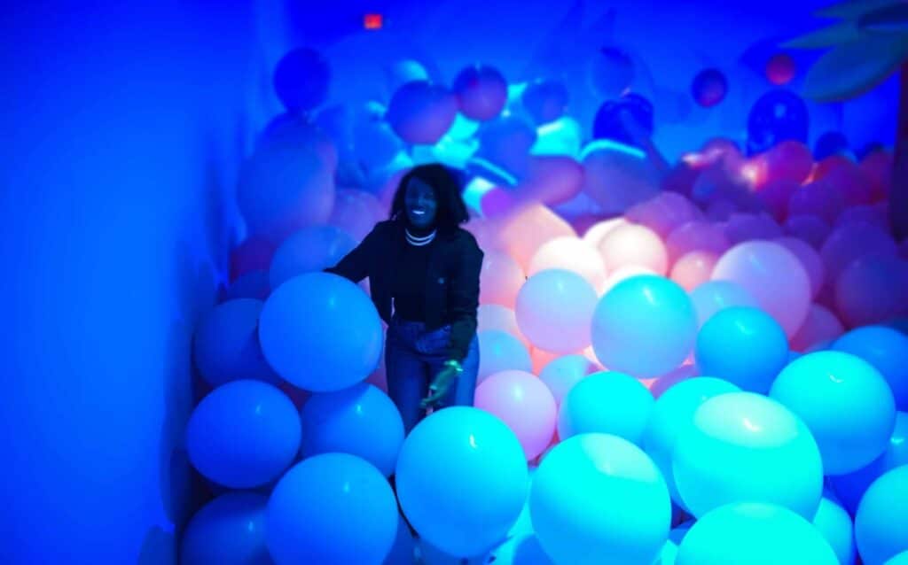 bubble planet dallas pit